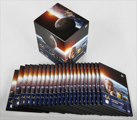 Mehrere DVDs und eine Box mit Weltraumbild, Titel: "Kosmische Gefahren und Rätsel".