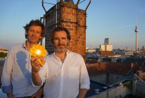 Little Sun Charge. Solar-Ladestation