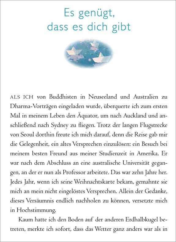 Text mit blauen Überschriften und einer Illustration von Papierbooten auf Wasser.