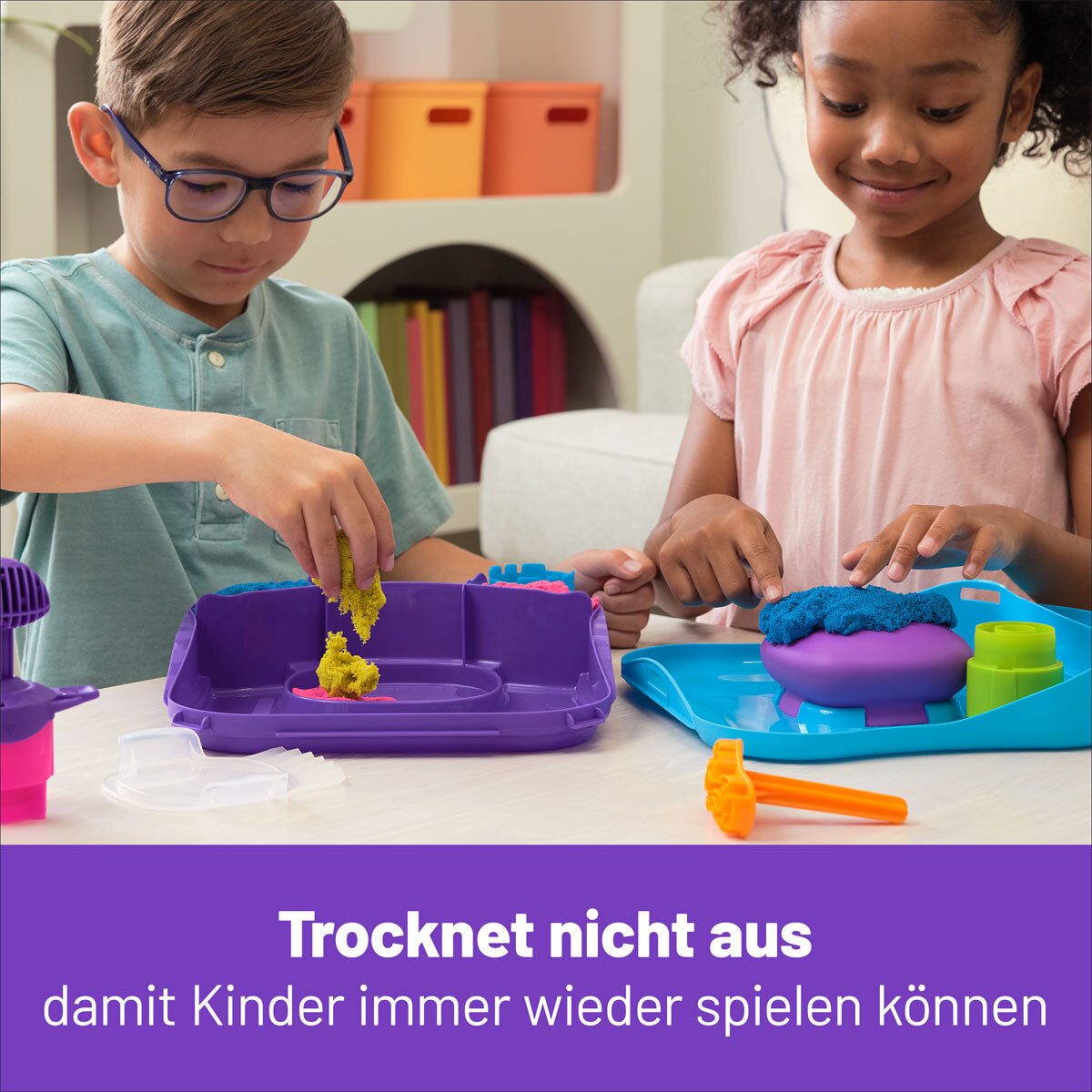 Kinetic Sand. Squishy Spielset Farbe
