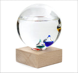 Galileo Thermometer. Mit Holzbasis