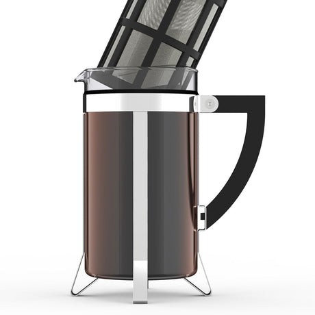 Kaffeemaschine mit abnehmbarem Filtereinsatz und Edelstahlbehälter, auf weißem Hintergrund.